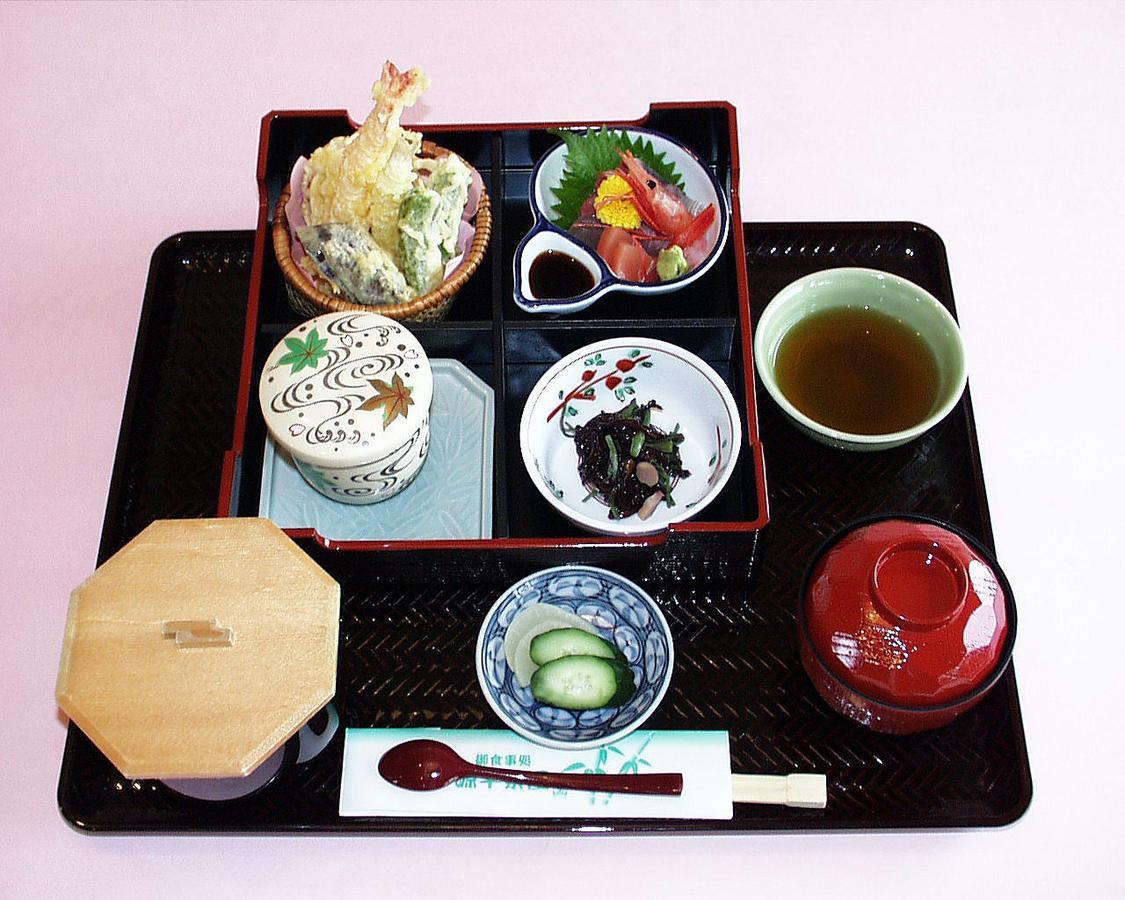 Kurikarajyuku Hotel Tsubata Екстериор снимка